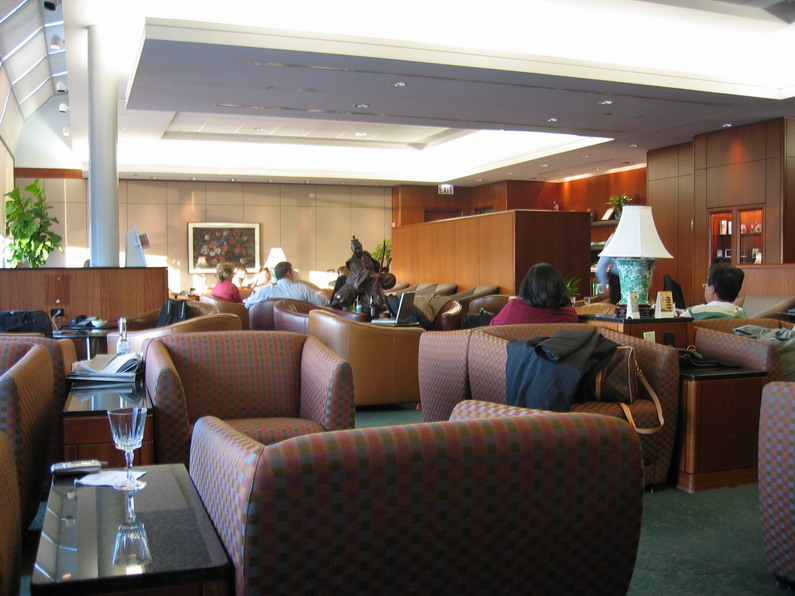 ORD International First Class Lounge